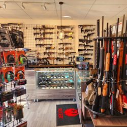 Sanctuary Tactical - Shopping area