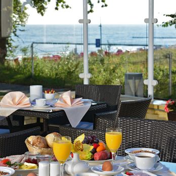 Strandhotel Seerose - Hotels Near Me - Loddin, MV
