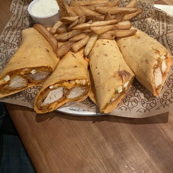 Cheddar's Scratch Kitchen - American Near Me - Orlando, Florida
