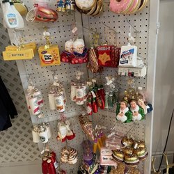 Dress and Dwell - Cute ornaments