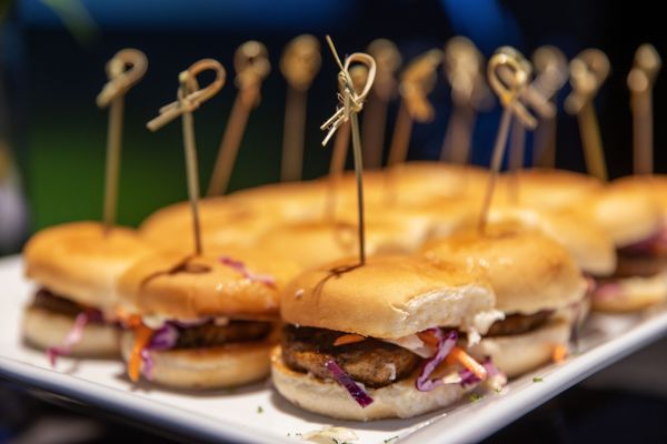 Five Iron Golf by null