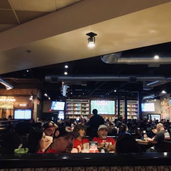 BJ's Restaurant & Brewhouse - Interior - Pizza Near Me - West Covina, California
