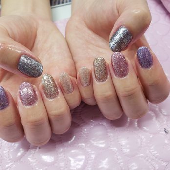 Ruby Nail - Amazing "ombré" sparkly gel manicure by Ruby! - Nail Salons Near Me - Glendale, California