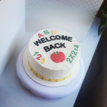 Laynie Ann's Bakery - a welcome back cake - Custom Cakes Near Me