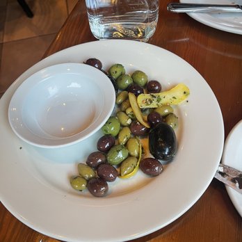 Via del Corso - Olives - Italian Near Me - Berkeley, California Via del Corso - Olives - Italian Near Me - Berkeley, California