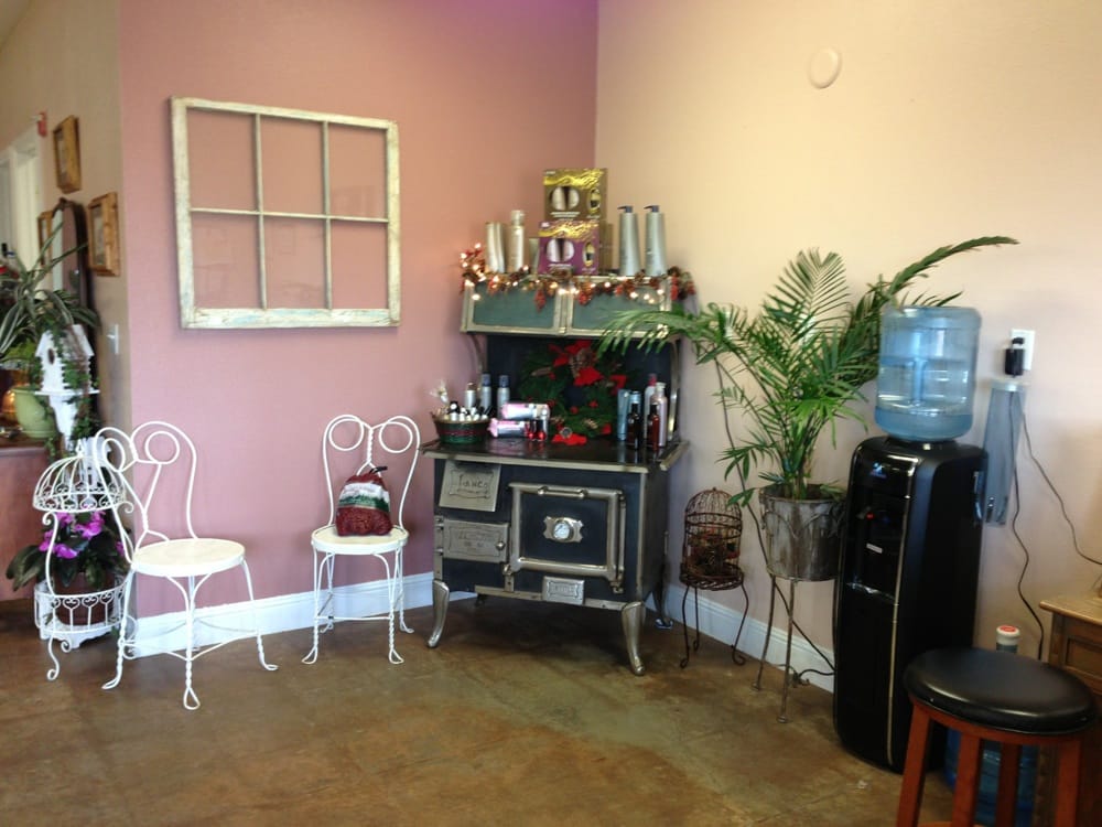 JUSTINE’S FAMILY SALON Updated August 2024 801 Occidental Dr, Dayton, Nevada Hair Salons