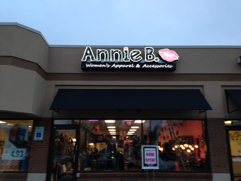 Annie B Logo