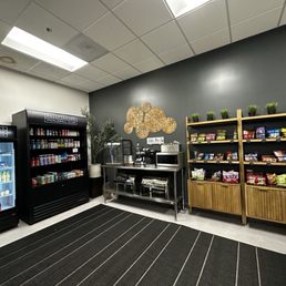 Snacks & Drinks