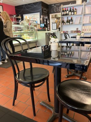 Toni Patisserie & Cafe by null