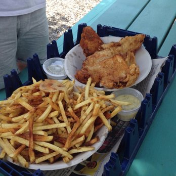 Bet's Fish Fry - Seafood Near Me - Boothbay, Maine