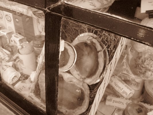 The Old Original Bakewell Pudding Shop by null