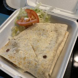Panaderia Mexicana Cinco De Mayo - Carnitas quesadilla
