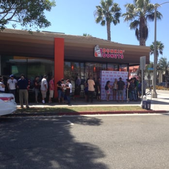 Dunkin' - Line outside Dunkin Donuts. This one was taken at 3:15PM on a Tuesday afternoon. It went down at least 1.5 blocks down 11th. - Donuts Near Me - Santa Monica, California