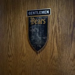 Catdaddy's - Men's Restroom
