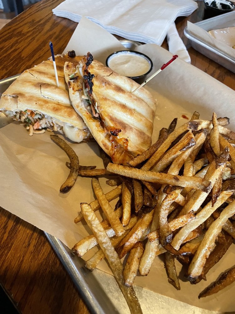 Konrad's Kitchen and Tap House