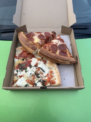 Slice Pizzeria by null