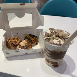 Kitkat ice cream twister and three donuts, dirt and worm, s'mores, and salted pretzel Kitkat ice cream twister and three donuts, dirt and worm, s'mores, and salted pretzel