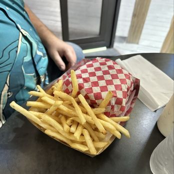 Aquabite Market & Kitchen - Shrimp burger and fries - Seafood Markets Near Me - Corpus Christi, Texas
