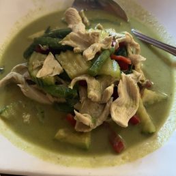 Chicken & Green Avocado Curry