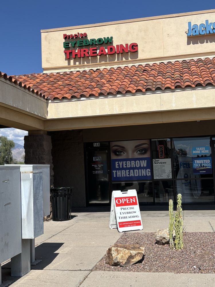 Precise Eyebrow Threading Logo