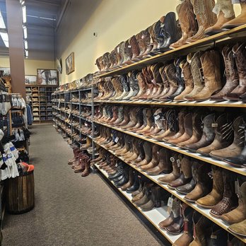Boot Barn - Shoe Stores Near Me - Las Vegas, Nevada