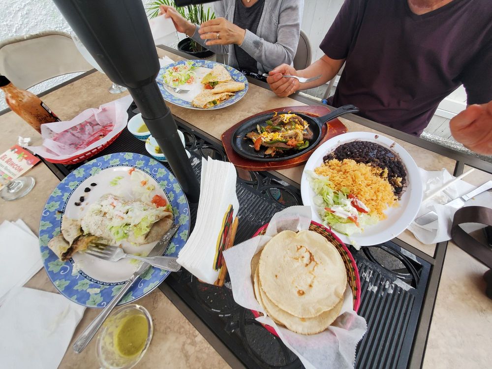 El Rincon De Los Sabores Restuarant