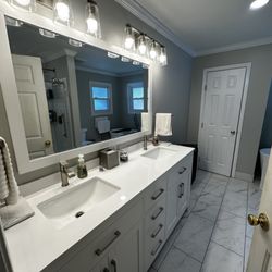 SERVPRO of Nantahala - New vanity, mirror and tile.