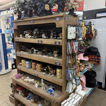 Love's Travel Stop - Items - Gas Stations Near Me - Patterson, California