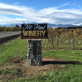 MountNbarreL - Wine Tours Near Me - Hood River, Oregon MountNbarreL - Wine Tours Near Me - Hood River, Oregon