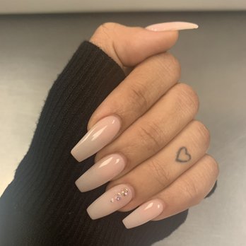 LV Nails And Spa - Nude Dip Powder w/ Rhinestones . - Nail Salons Near Me - Los Alamitos, California