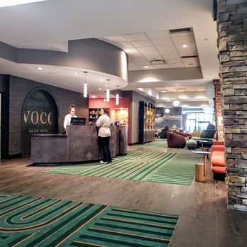 Voco The Clair - Front Desk at voco The Clair Cincinnati Downtown - Hotels Near Me - Cincinnati, Ohio