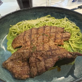 Costa Verde - Linguini Al Pesto con Steak - Peruvian Near Me - Sterling, Virginia
