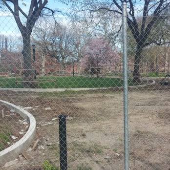 Coffey Park - Parks Near Me - Brooklyn, New York