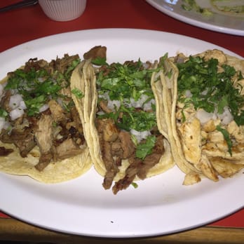 Parrilla La Nueva Fogata - Carnitas, bistek & pollo - Mexican Near Me - Berlin, New Jersey