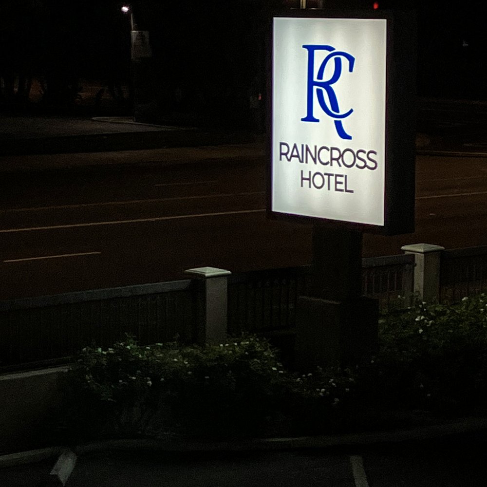 Raincross Hotel - Hotels Near Me - Riverside, California Raincross Hotel - Hotels Near Me - Riverside, California