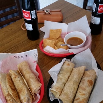 Burritos La Palma - Burritos de birria, chicharron, desebrada, tinga, frijoles y queso and birria frole y queso. Yummy! - Mexican Near Me - El Monte, California Burritos La Palma - Burritos de birria, chicharron, desebrada, tinga, frijoles y queso and birria frole y queso. Yummy! - Mexican Near Me - El Monte, California