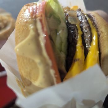 Art's Burgers - Burgers Near Me - El Monte, California Art's Burgers - Burgers Near Me - El Monte, California