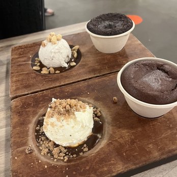 Hot Cakes - Capitol Hill - Dark Decadence Molten Cake and Gooey Brownie Molten Cake - Desserts Near Me - Seattle, Washington Hot Cakes - Capitol Hill - Dark Decadence Molten Cake and Gooey Brownie Molten Cake - Desserts Near Me - Seattle, Washington