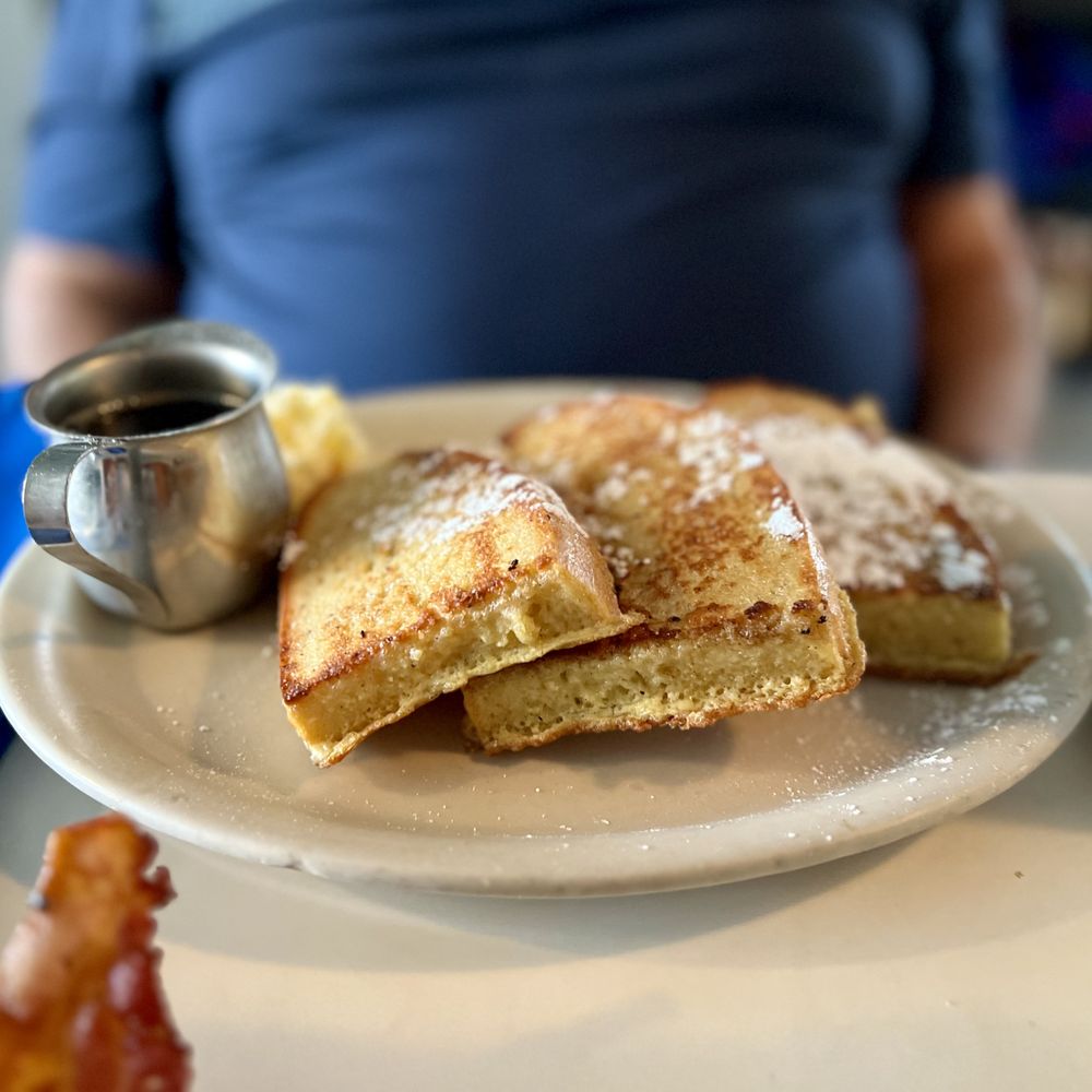 Cracker Box Restaurant - French Toast - American Near Me - Carson City, Nevada Cracker Box Restaurant - French Toast - American Near Me - Carson City, Nevada
