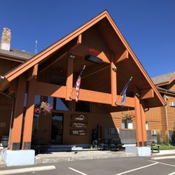 Yellowstone Village Inn and Suites