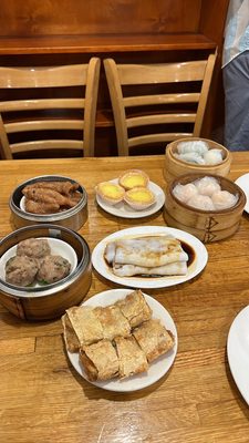 Winsor Dim Sum Café by null