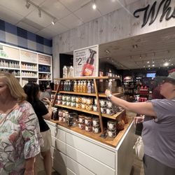 Bath & Body Works