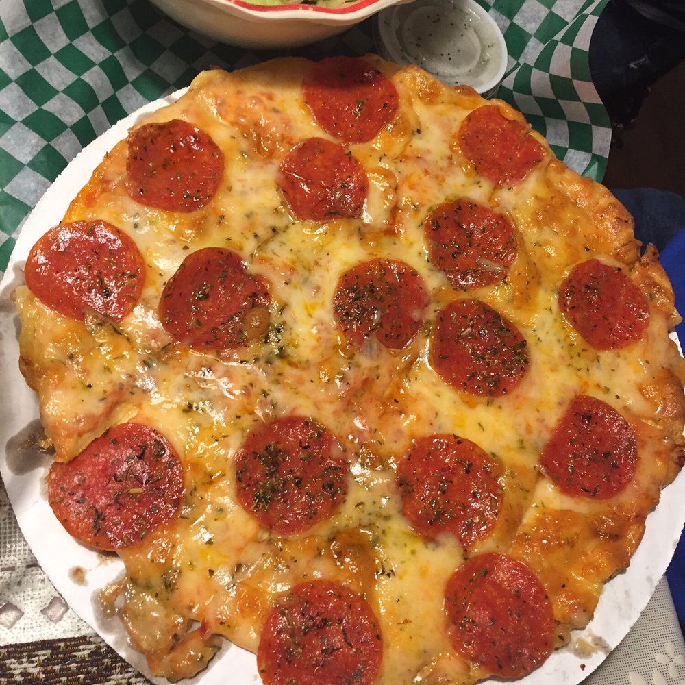 Dough Depot - Pepperoni pizza - Cafes Near Me - Kimmswick, Missouri