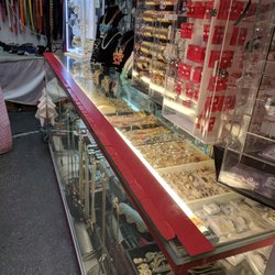 Papaya Alterations - Bling for your newly tailored wardrobe