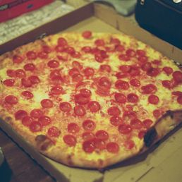 18" Crispy Pepperoni Pizza 18" Crispy Pepperoni Pizza