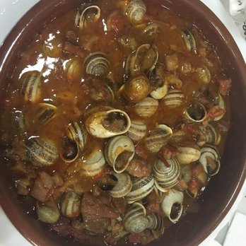 L'Àvia - Pizza Near Me - Barcelona, B