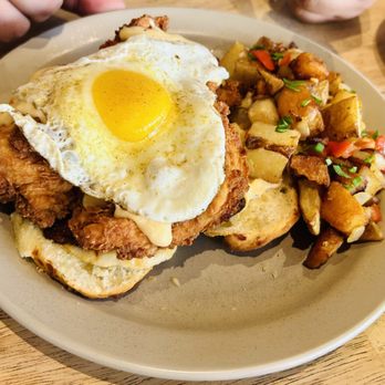 Tande Thai - Chiang Mai Chicken & Biscuits - Thai Near Me - The Colony, Texas Tande Thai - Chiang Mai Chicken & Biscuits - Thai Near Me - The Colony, Texas
