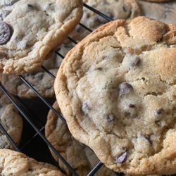 Bethany's Joy Treatshop - Fresh Chocolate Chip Cookies - Chewy and soft!