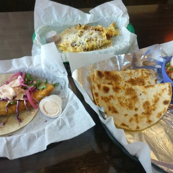 Lone Star Taco - Yep I can eat them all by myself :D - Tex-Mex Near Me - Houston, Texas Lone Star Taco - Yep I can eat them all by myself :D - Tex-Mex Near Me - Houston, Texas