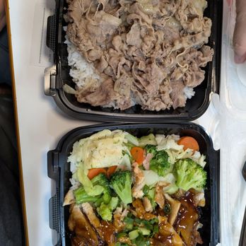 Yoshinoya Alhambra - $16.99 for 2 large bowls! Great deal! - Fast Food Near Me - Alhambra, California Yoshinoya Alhambra - $16.99 for 2 large bowls! Great deal! - Fast Food Near Me - Alhambra, California